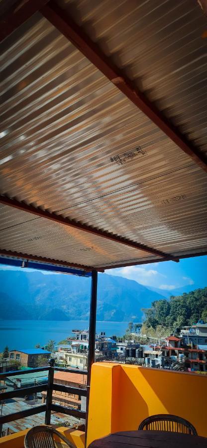 The Maple Inn Pokhara Bagian luar foto